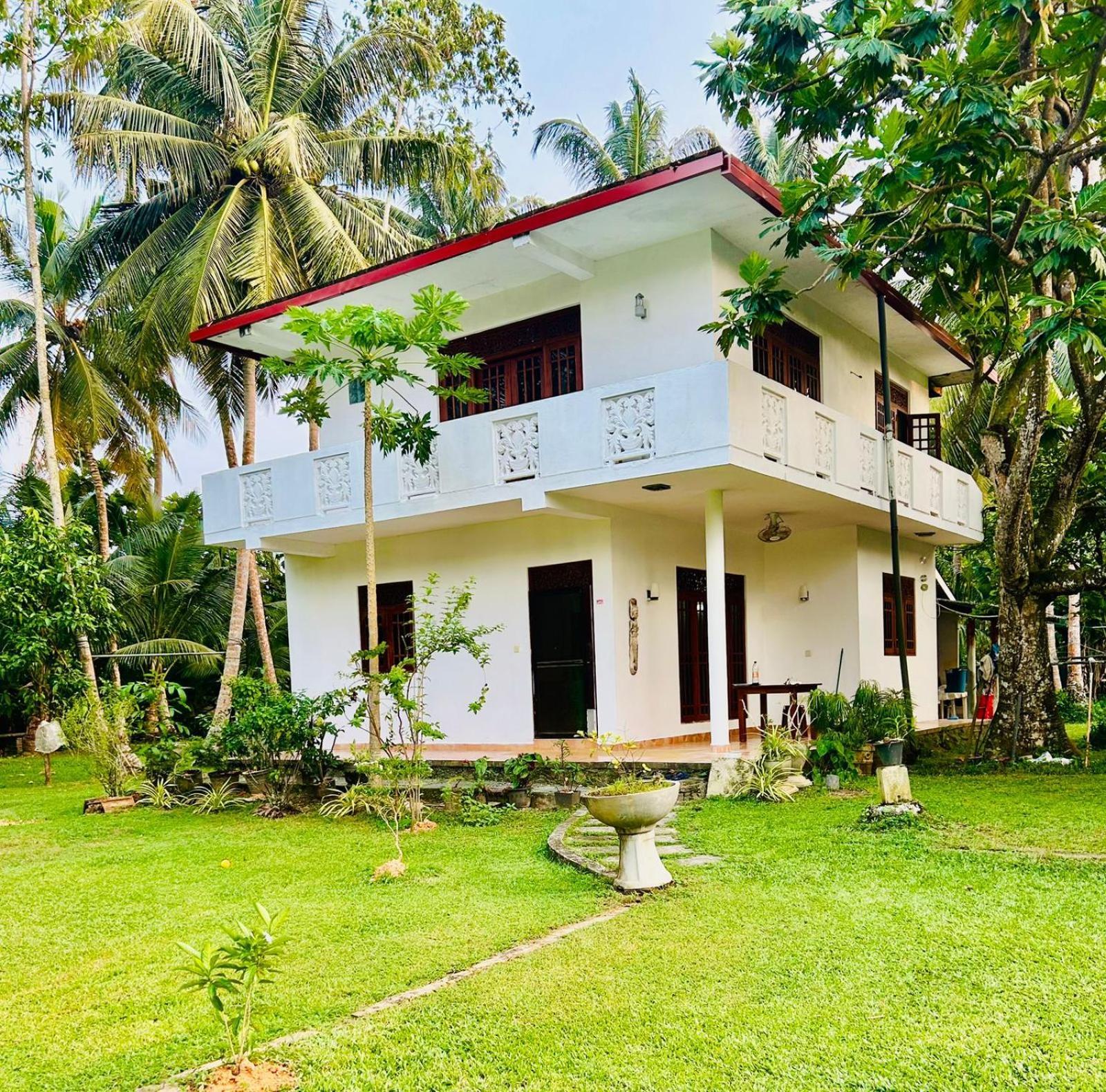 Seaside Coco Villa Beruwala Buitenkant foto